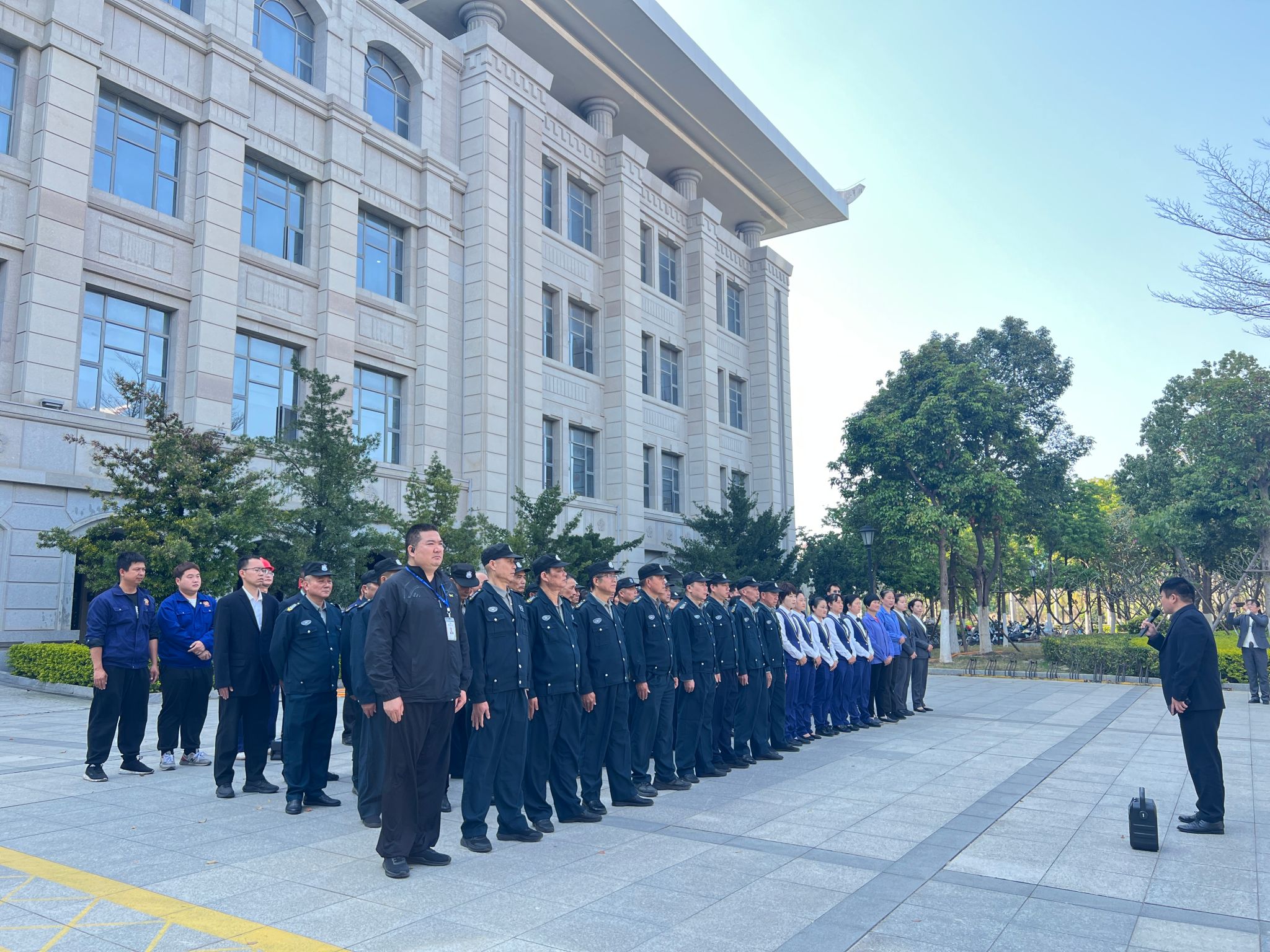 筑牢安全防线,守护师生平安——厦门南强城市服务有限公司开展春季应急演练