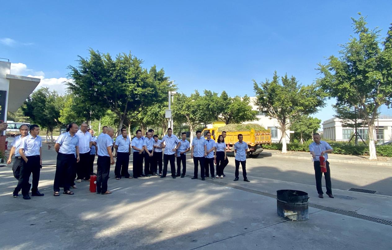 暑期班车不停工 运输安全不放松——运输中心开展暑期安全演练及半年总结提升会