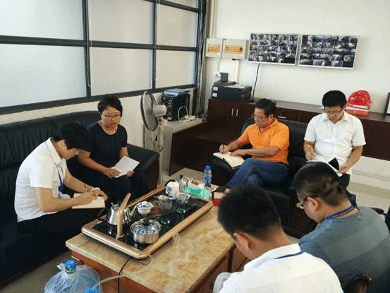 饮食服务中心召开防台风“鲇鱼”工作布置会