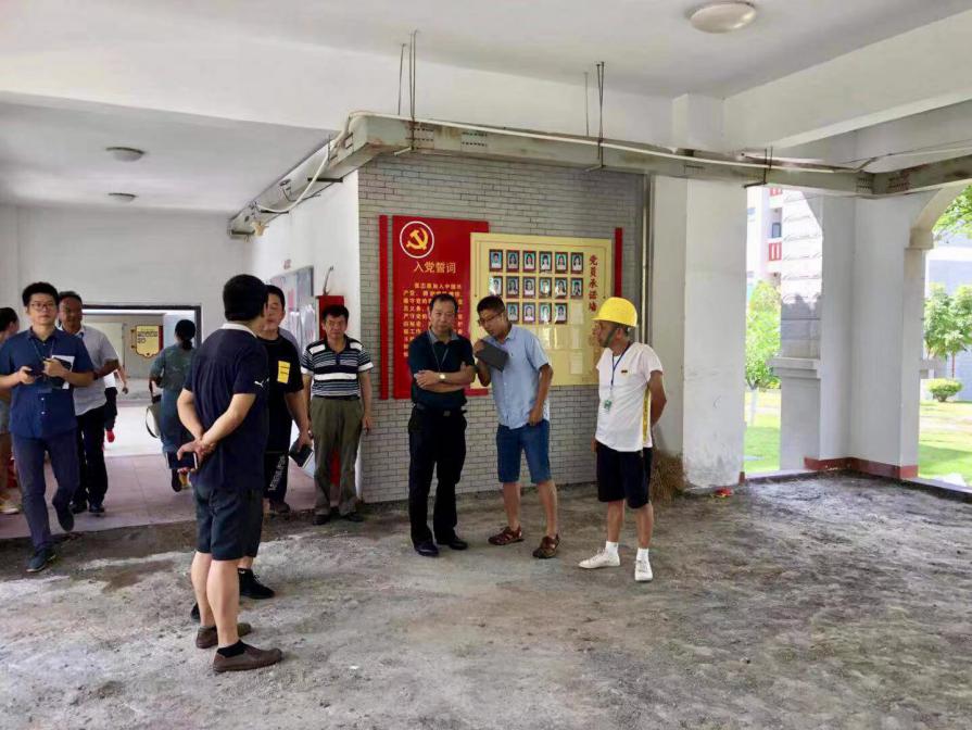 翔安校区开展台风后安全检查工作
