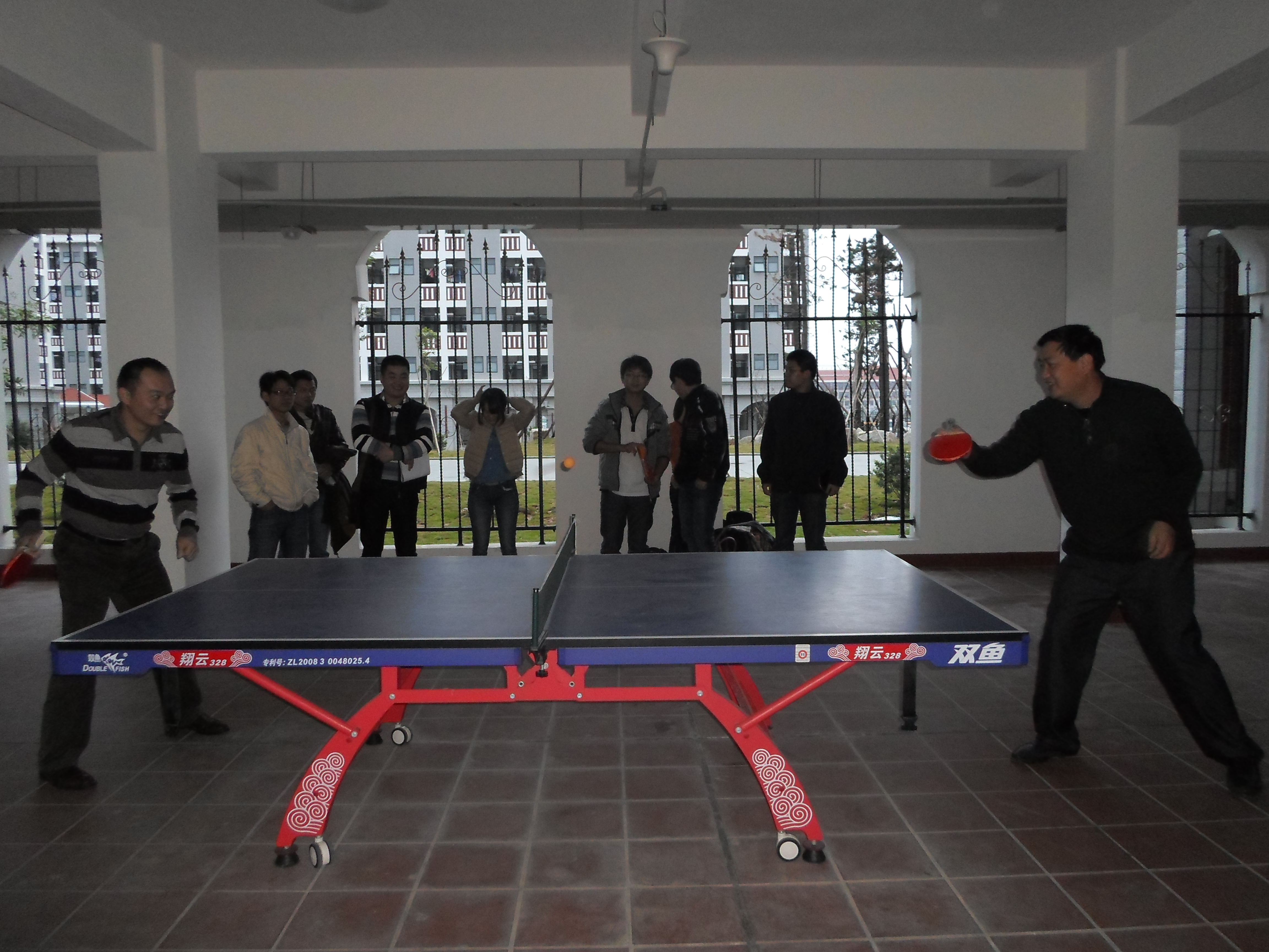 快乐乒乓,放飞心灵——翔安校区服务办党支部组织员工乒乓球比赛