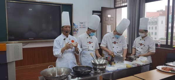 有滋有味劳动课堂 用心用情服务育人