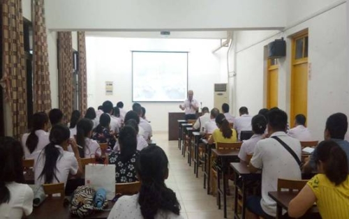 南强物业公司企业文化建设年之培训是最好的福利——郑东升总经理分享英国学习心得