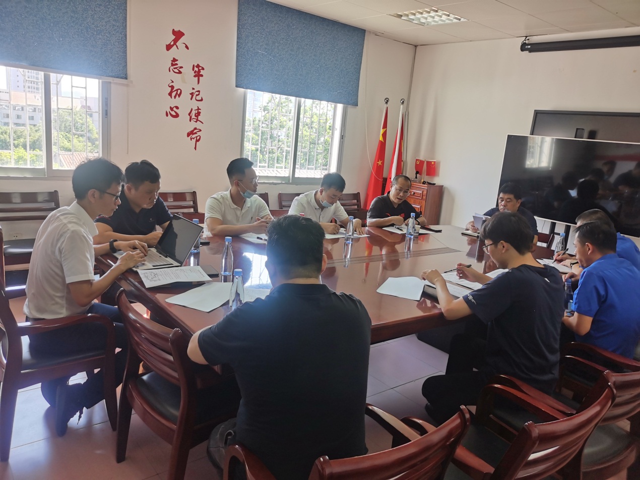 运输服务中心召开2021年迎新车辆安全及疫情防控工作布置会