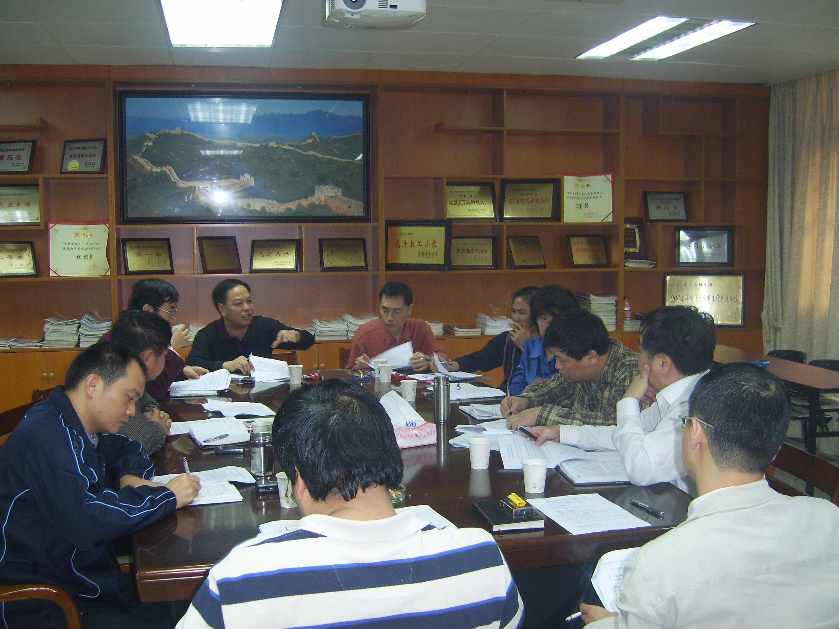 后勤集团检查落实“绿色大学会议”有关筹备工作