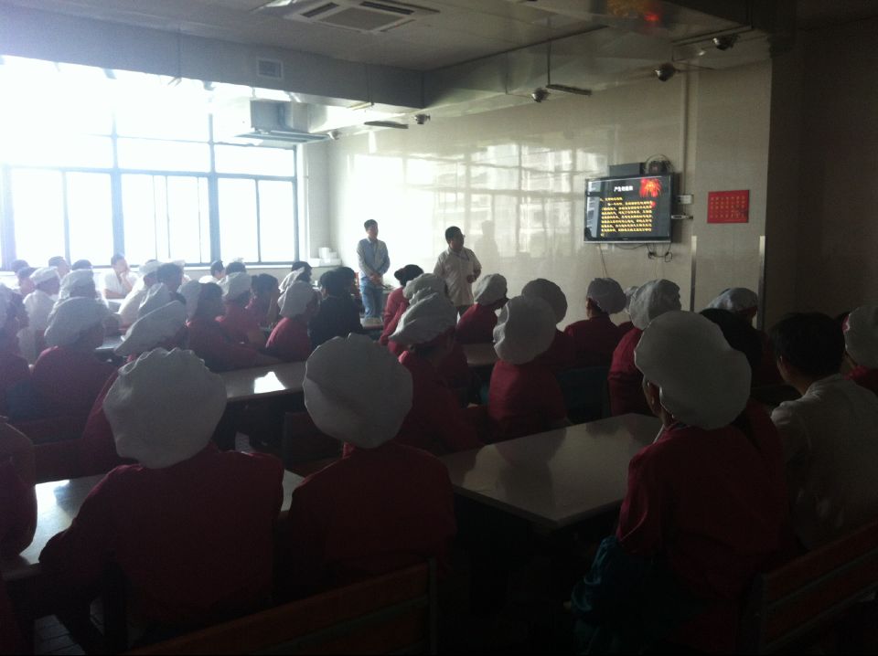 “6T管理”伴我行——“6T管理标准”系列培训在翔安校区竞丰餐厅展开