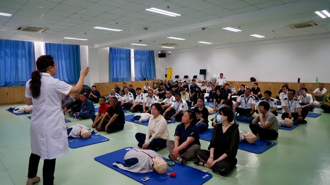 集团人力资源部组织开展生命急救培训