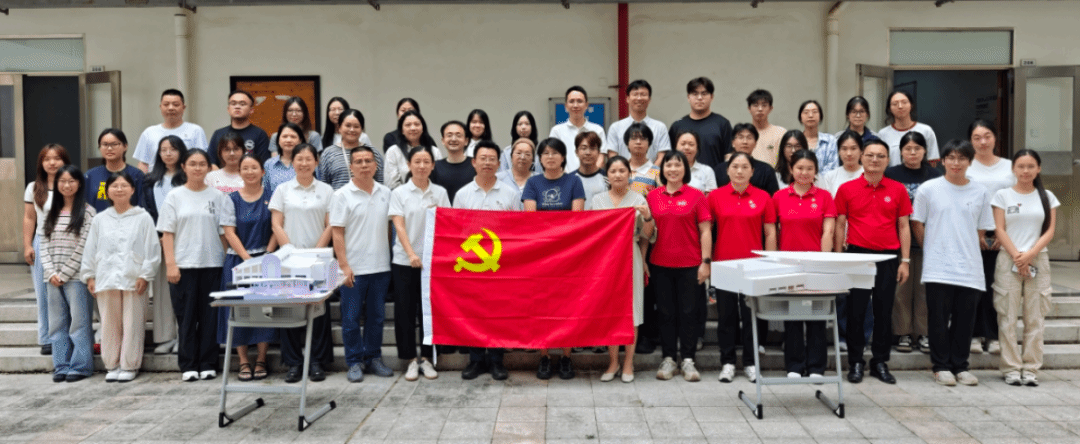 漳州校区服务办开展党支部联合共建活动