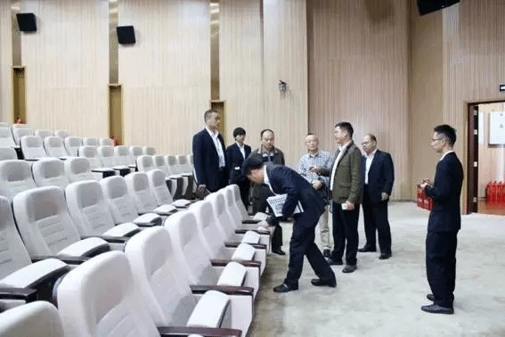 南强物业公司翔安校区图书馆及学院项目迎接全国物专会专家组检查