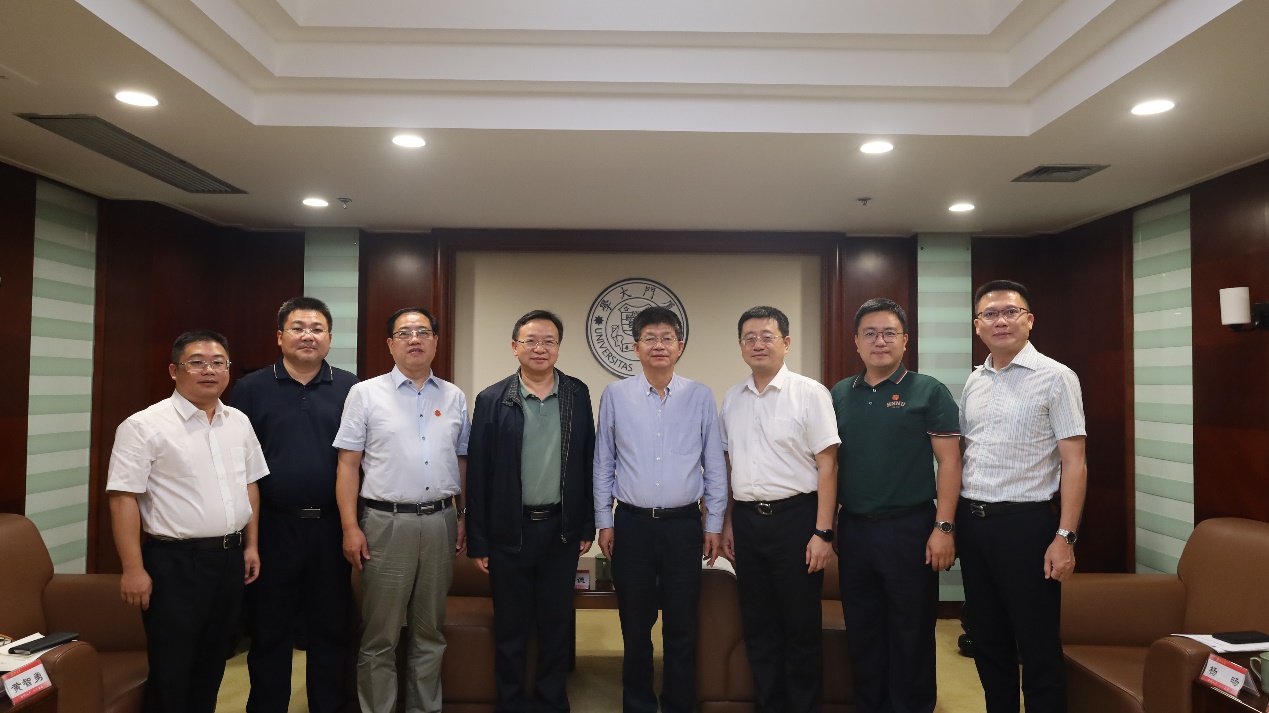 湖南师范大学副校长刘怀德一行来访我校