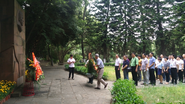 后勤集团党委召开庆祝建党95周年暨纪念福建省第一个党组织中共厦大支部建立90周年座谈会