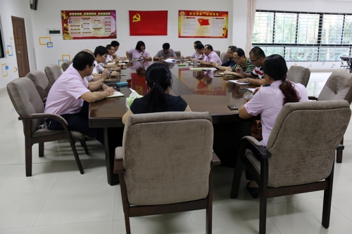 又是一年迎新到,后勤服务来保障——漳州校区服务办召开2016年漳州校区迎新暨军训工作布置会