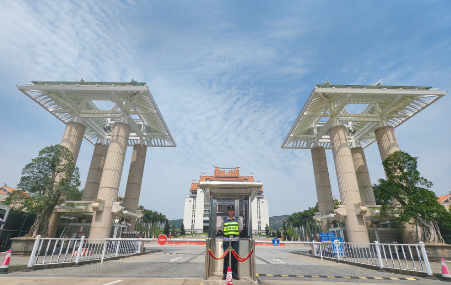 打造安防铁军 护航校区安全——漳州校区校门安防狠抓队伍建设筑牢校区安全防线