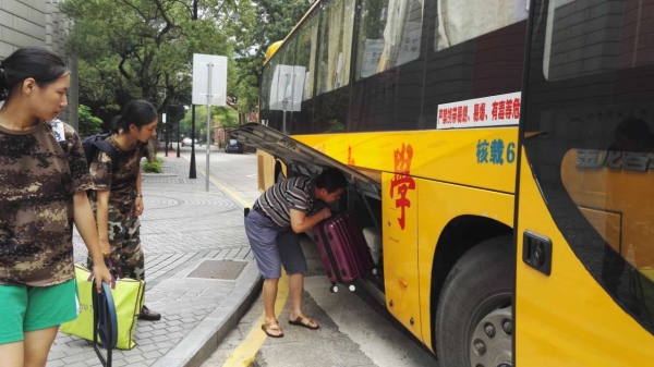 运输服务中心圆满完成军训全部运输服务任务