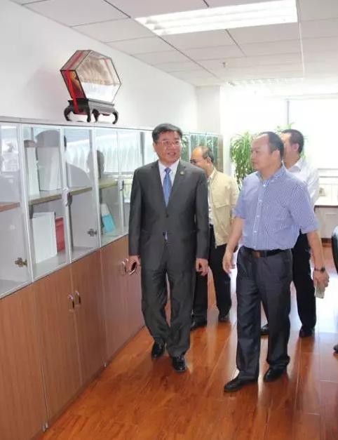 南强物业赴明德集团考察交流