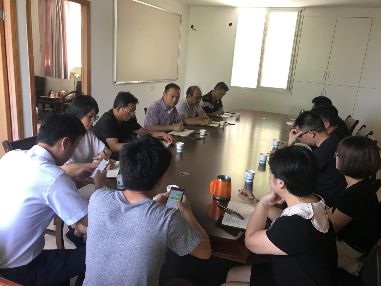 学生公寓与环境服务中心防御台风“白鹿”进行时