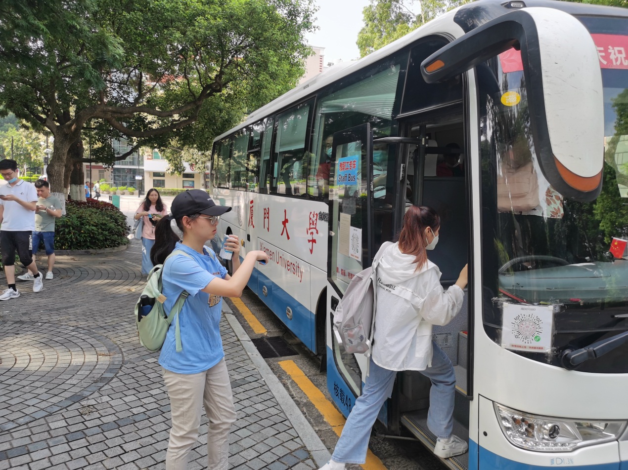 【学党史办实事】运输服务中心顺利完成第四批近3000名师生新冠疫苗接种接送工作