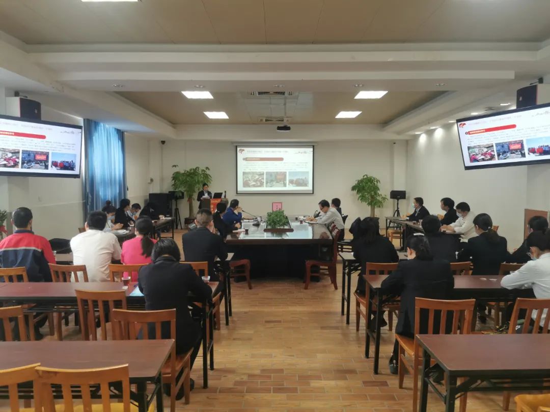 饮食服务中心党支部成功召开换届选举大会