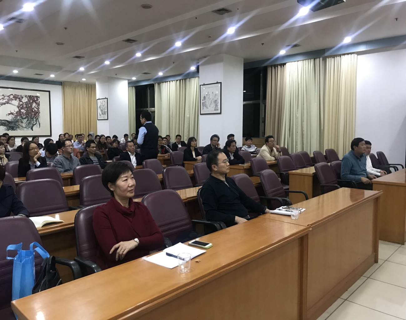 简讯:集团管理骨干综合素质提升班第三讲开课