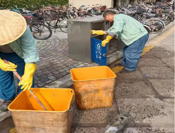 美化校园环境,喜迎周年校庆