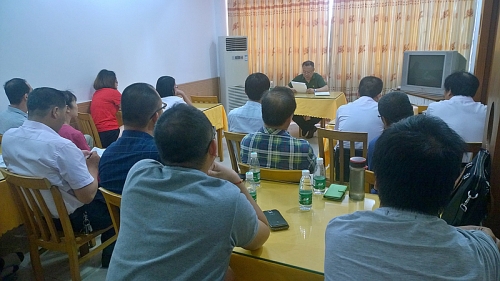 以信仰之光照亮奋斗之路,以真理之光引领复兴征程 ——漳州校区服务办党支部集体收看庆祝中国共产党成立95周年大会