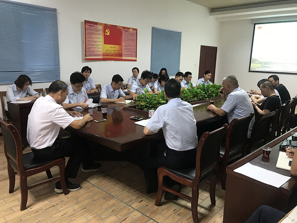 提高政治站位,确保安全稳定——饮食服务中心召开安全工作布置会