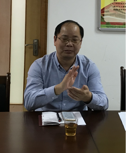 公寓党支部召开党员大会选举产生新一届支部委员