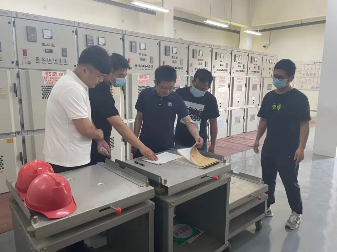 紧绷“安全弦” 筑牢“安全坝”——集团领导带队开展节前安全检查