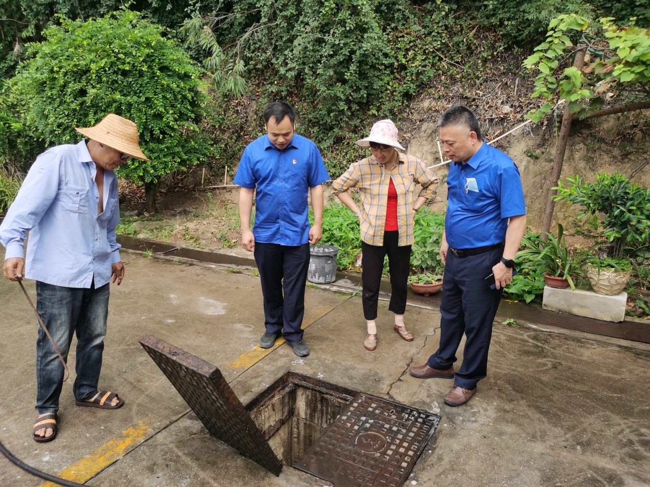 运输服务中心提前做好防台防汛各项准备工作