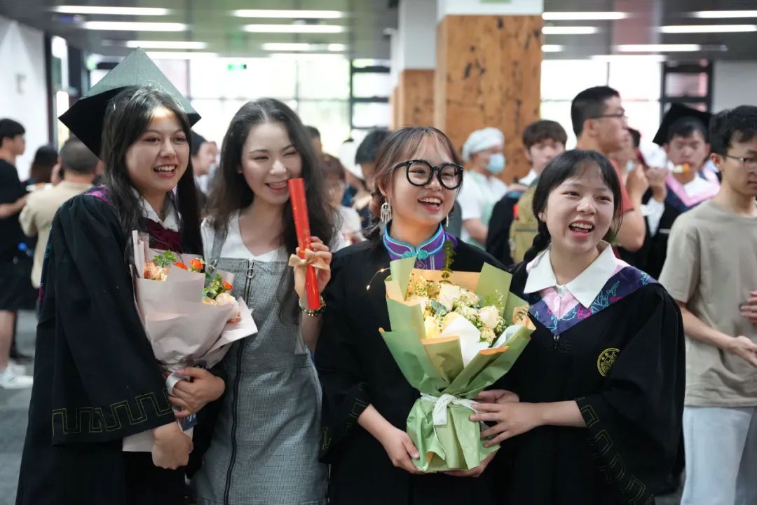 毕业快乐丨2024厦园冷餐会如期举行,美食到位!