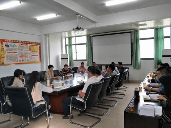 说明:DA7CAF7DAA2C51EE8EA2D601984A1410